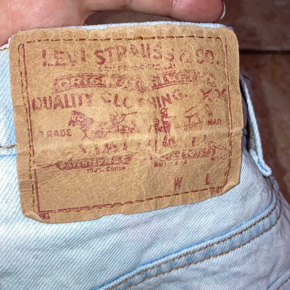 Vintage Made in USA Levi’s Jean cut off shorts 30 - Picture 2 of 4